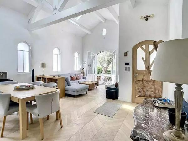 Maison de charme sur le Cap D'Antibes