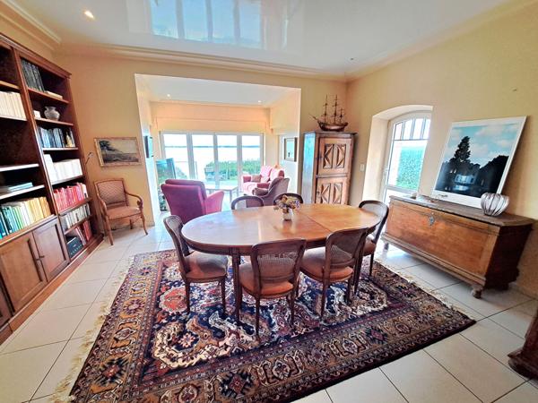 Concarneau - Appartement de 93 m² + jardin les pieds dans l'eau