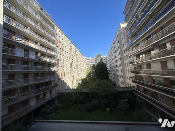 Exclusif - Appartement familial 5 pièces / 3 chambres avec balcons + cave et parking