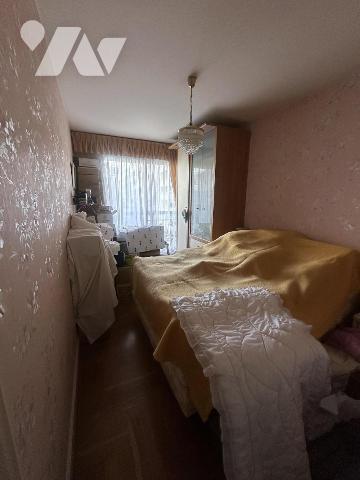 Exclusif - Appartement familial 5 pièces / 3 chambres avec balcons + cave et parking