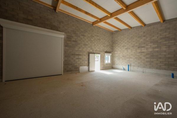 Location local d’activité 100 m² Saint-Sernin