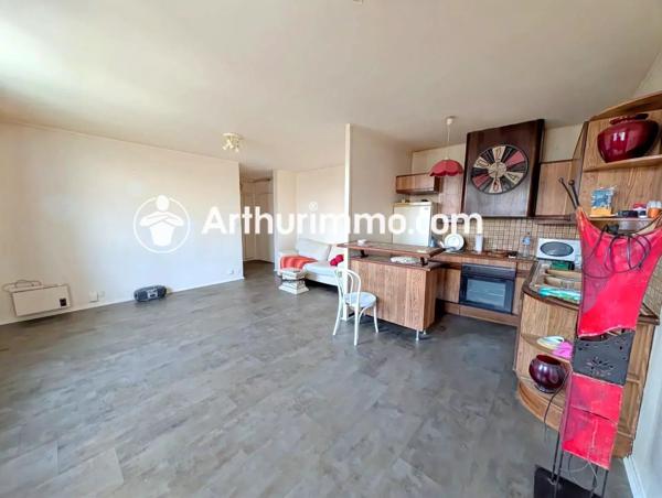 Vente Appartement 2 pièces 54 m2 à Savigny-le-Temple