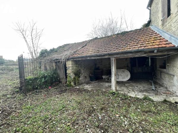 Maison en pierre à rénover