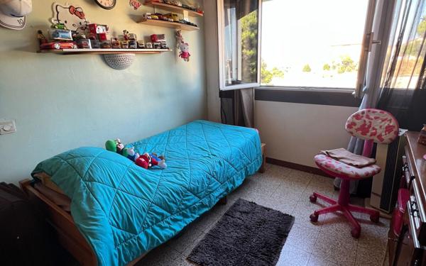 Appartement à vendre    3 pièces • 63 m2 Marseille 14