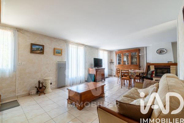 Maison à vendre 6 pièces 107 m² Jouars-Pontchartrain