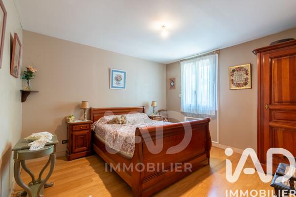 Maison à vendre 6 pièces 107 m² Jouars-Pontchartrain