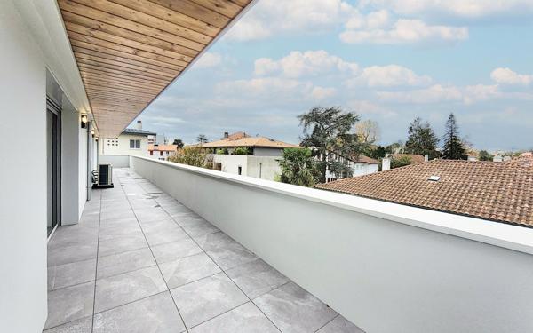 Appartement à louer    4 pièces • 114 m2 Bayonne