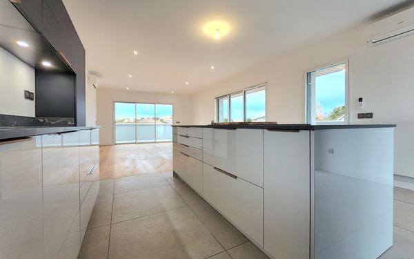 Appartement à louer    4 pièces • 114 m2 Bayonne