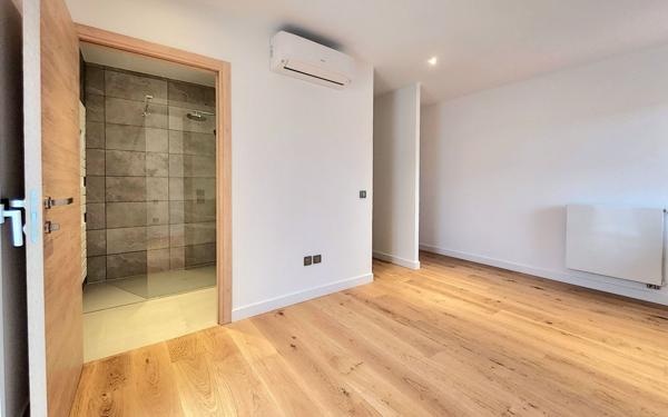 Appartement à louer    4 pièces • 114 m2 Bayonne