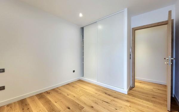 Appartement à louer    4 pièces • 114 m2 Bayonne
