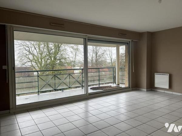 LILLE-LOMME Appartement lumineux avec balcon et garage