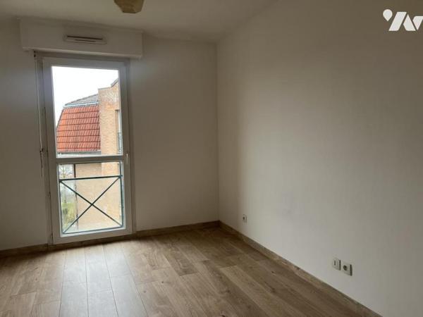 LILLE-LOMME Appartement lumineux avec balcon et garage