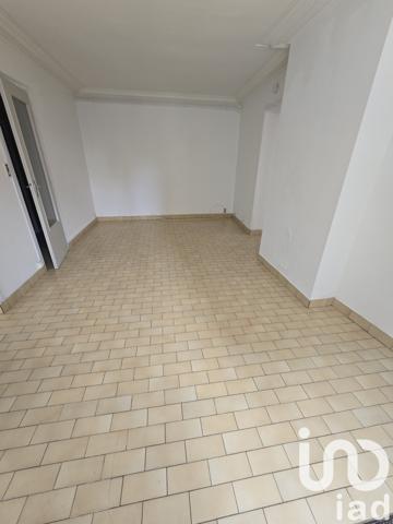 Immeuble à vendre 143 m² Dormans