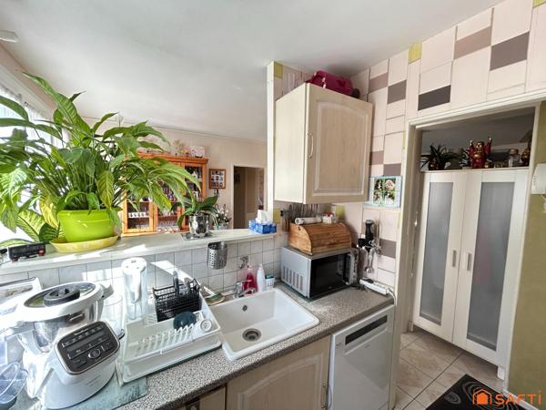 Appartement 3 chambres avec grand balcon