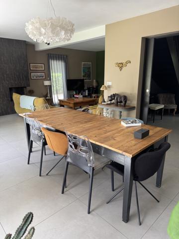 Maison 8 pièce(s) 6 chambre(s) 205 m²