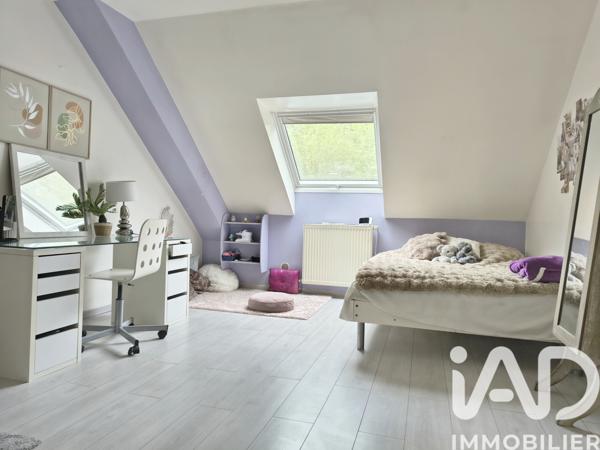 Maison à vendre 5 pièces 158 m² Saint-Arnoult-en-Yvelines