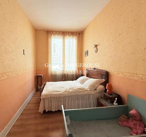 Appartement  avec terrain attenant 4 pièce(s) 81 m2