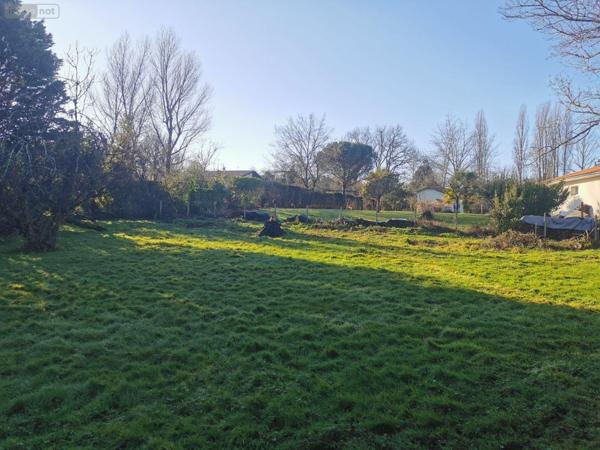 Terrain à Batir à vendre à Tresses en Gironde (33370), ref : 045/2172