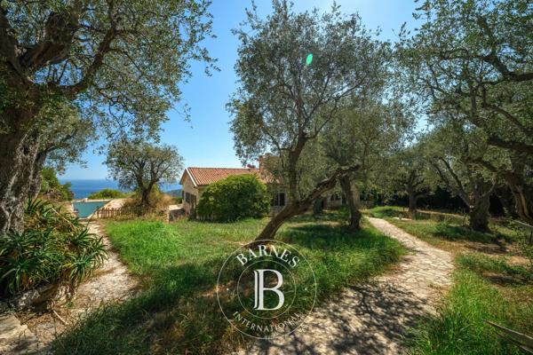Villefranche-sur-Mer, Villa  233 m² à vendre