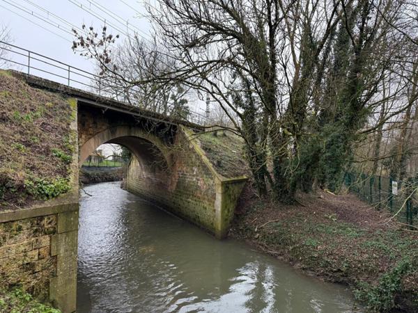 SPACIEUX 5 PIECES LUMINEUX ! Travaux de rénovation énergétique VOTES ET PAYES