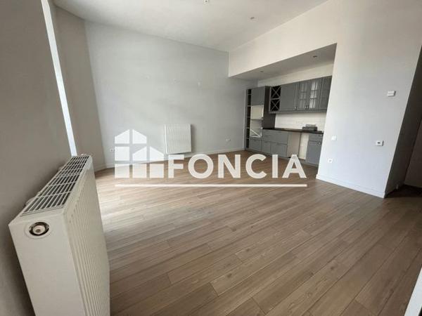 Location Appartement 2 pièces 49.5 m² - 14 RUE ELISEE RECLUS Saint-etienne 42000