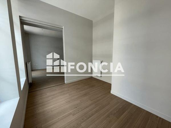 Location Appartement 2 pièces 49.5 m² - 14 RUE ELISEE RECLUS Saint-etienne 42000