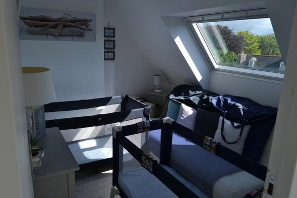 Plougasnou (29630) Plougasnou coeur du bourg, appartement récent, deux chambres et un bureau.