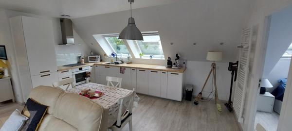 Plougasnou (29630) Plougasnou coeur du bourg, appartement récent, deux chambres et un bureau.