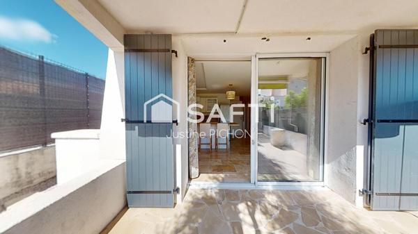 Appartement T2, en rez-de-jardin, deux places de stationnement privative