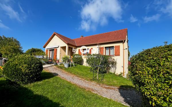 Maison à vendre    5 pièces •  Bézenet