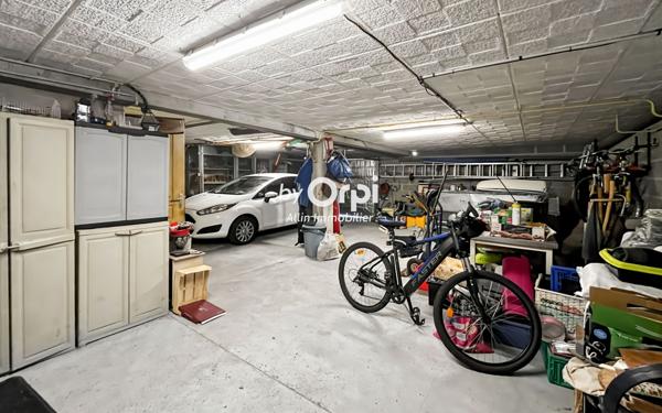 Maison à vendre    5 pièces •  Bézenet