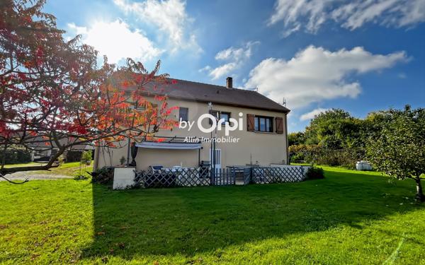 Maison à vendre    5 pièces •  Bézenet