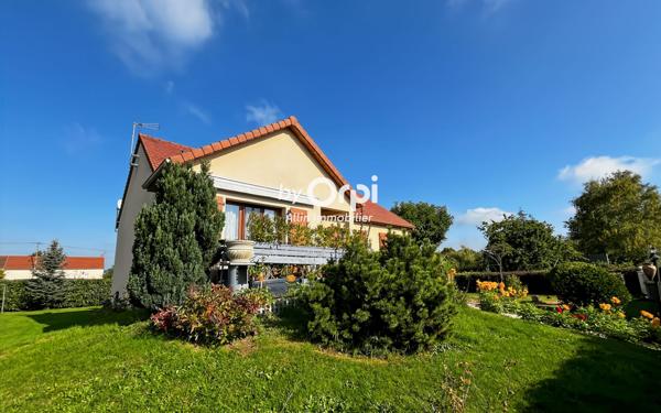 Maison à vendre    5 pièces •  Bézenet