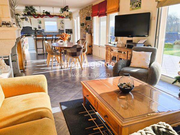 Maison à Sillé-le-Guillaume, 72140 - 8 pièces 148m²