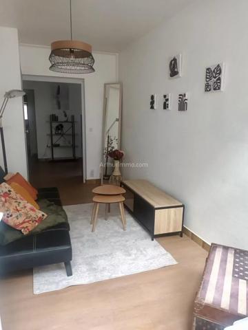 Vente                                                      Appartement
                        
                     2 pièces                      37 m2                     à Dinan