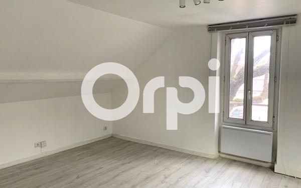 Appartement à louer    1 pièce • 22 m2 Saint-Maur-des-Fossés
