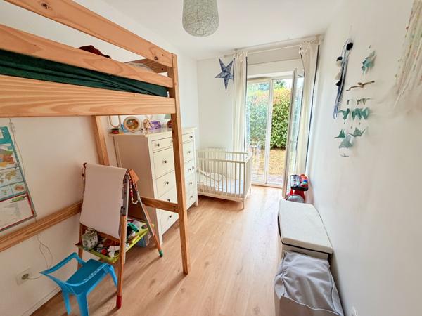 Appartement
         3 pièces
        - 60 m² Exclusivité 250 000 € *