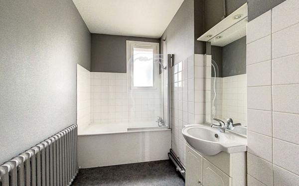 Appartement à vendre    4 pièces • 72 m2 Beauvais