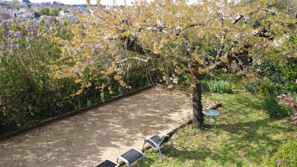 Maison d'exception de 220 m² avec vue panoramique sur Poitiers , 5 chambres ,jardin