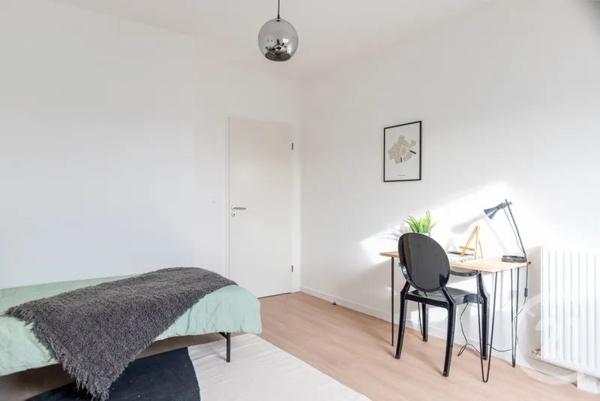 Appartement à vendre  3 pièces - 66,65 m 2   CORBAS  - 69