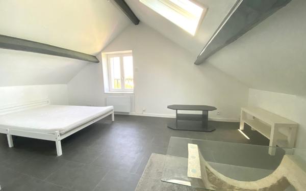 Appartement à vendre    1 pièce •  Mézières-sur-Seine