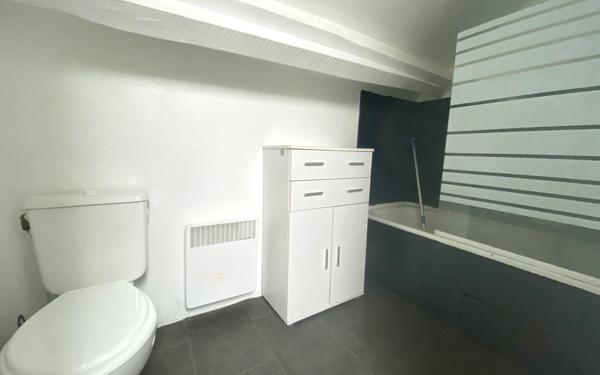 Appartement à vendre    1 pièce •  Mézières-sur-Seine