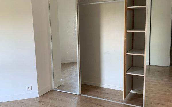 Appartement à vendre    2 pièces • 41,01 m2 Noisy-le-Grand