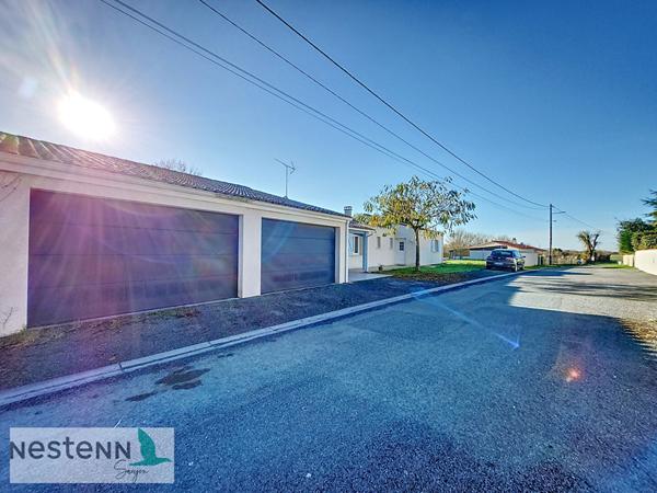 A vendre maison au Gua, 182 m2, 7 pièces, garage double, piscine, sur environ 1800 m²