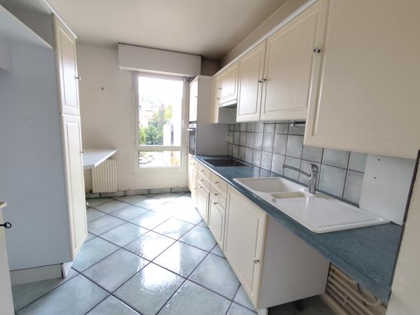 Appartement 4 pièce(s) 3 chambre(s) 106 m²