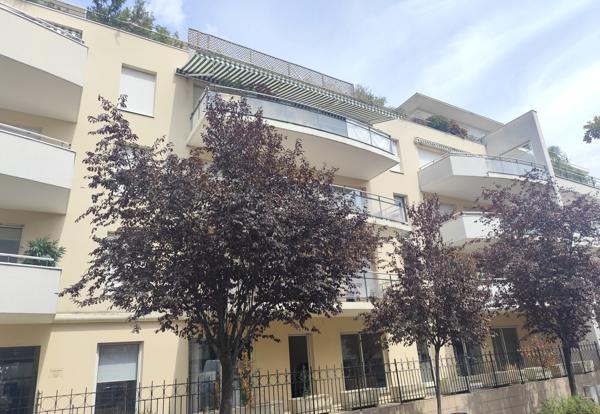 Appartement 4 pièce(s) 3 chambre(s) 106 m²