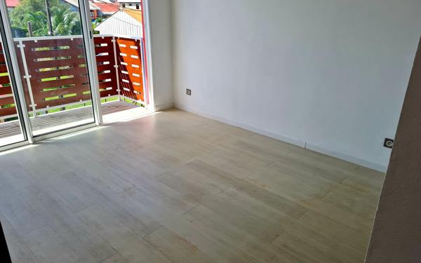 Appartement à vendre    2 pièces •  Cayenne