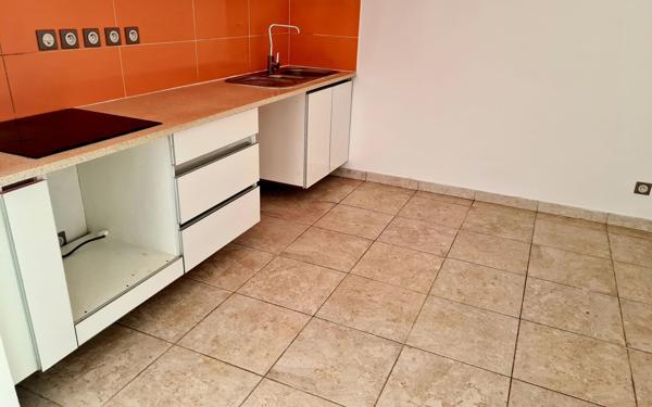 Appartement à vendre    2 pièces •  Cayenne