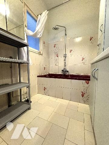Appartement T4, traversant au 8ème étage avec vue dégagée et vue mer au loin