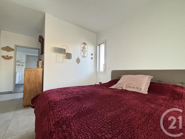 Appartement F4 à vendre  5 pièces - 141 m2 ALES - 30